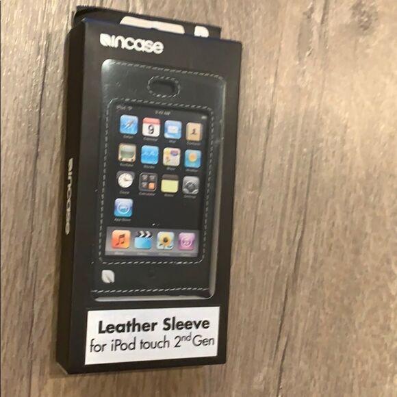 Leather case  - Picture 1 of 5